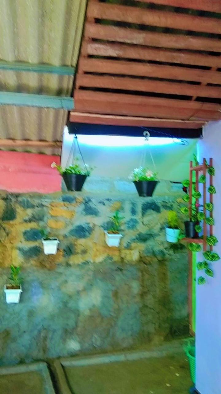 Ella Kumi Hostel Exterior foto